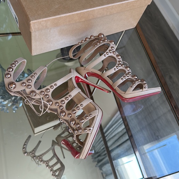 Authentic Christian Louboutin heels - Picture 14 of 16